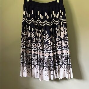 Roberta Roller Rabbit Navy/White Midi A-Line Skirt w/ orange embroidered accents